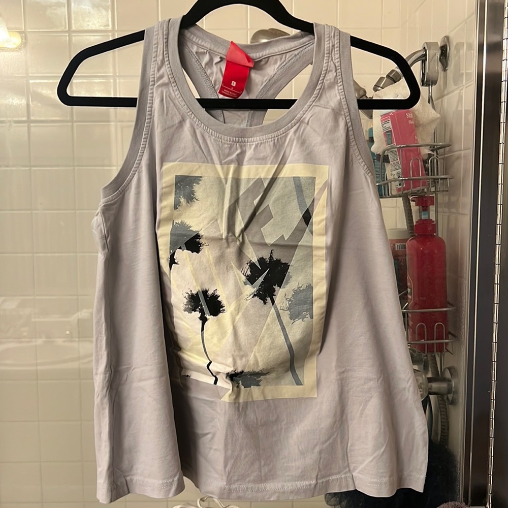 Nike tank